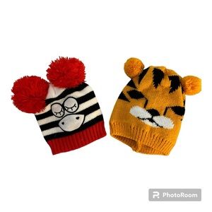 2 baby animal winter wool hats